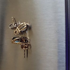 Topaz and gold earrings 10k